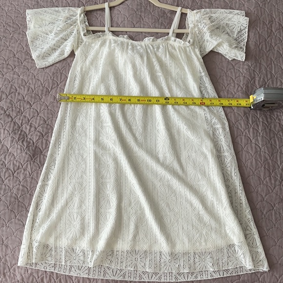 NWOT White Lacey cold shoulder dress XS from love, FIRE - Picture 6 of 9